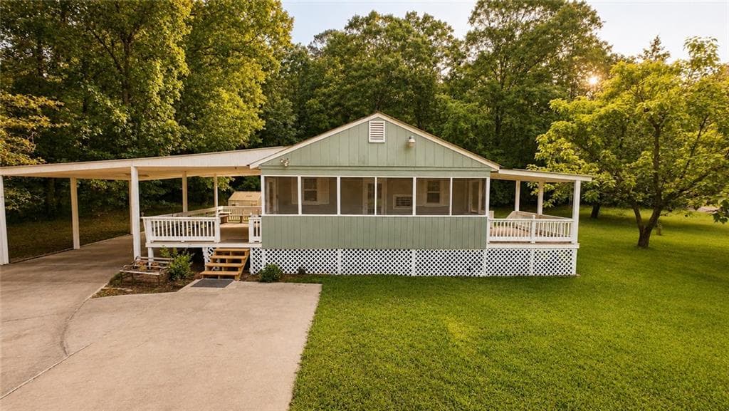 2 bedroom, 1 bathroom, 850 sq ft single family residence for sale at 116 Shadow Lake Drive, Buckhead, GA 30625