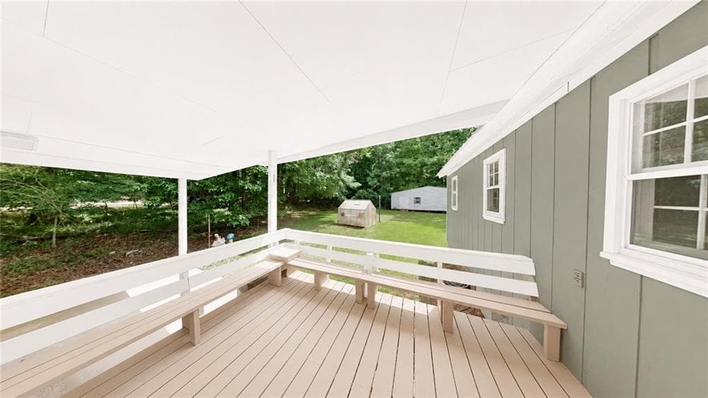 2 bedroom, 1 bathroom, 850 sq ft single family residence for sale at 116 Shadow Lake Drive, Buckhead, GA 30625 — photo 5