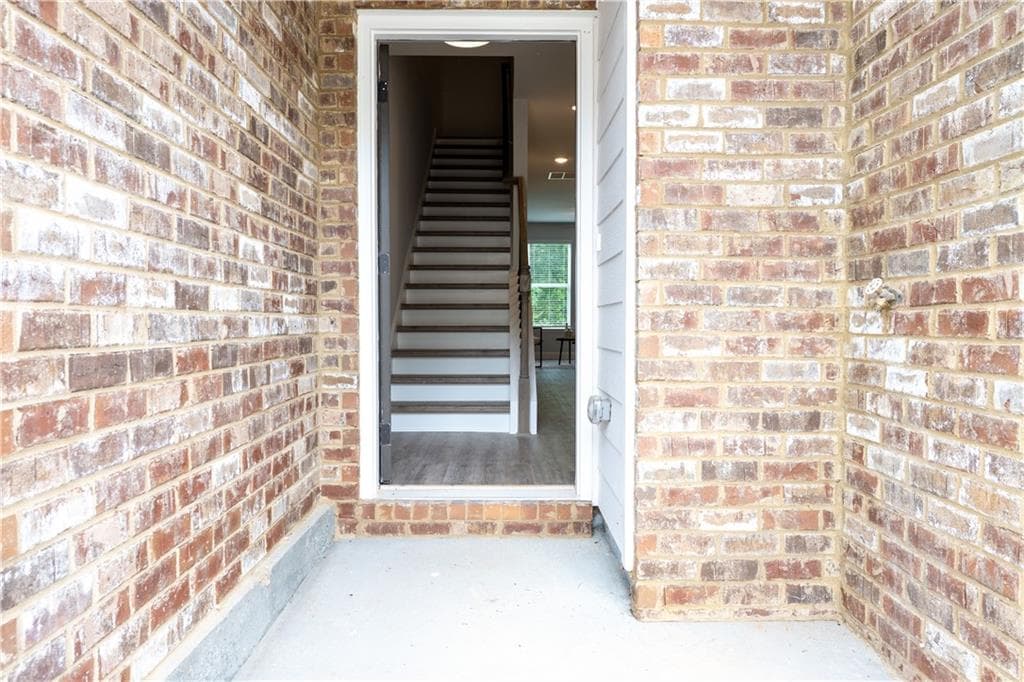 3 bedroom, 3 bathroom, 1,294 sq ft townhouse for sale at 121 Greenview Lot 1304 Court, Homer, GA 30547 — photo 3