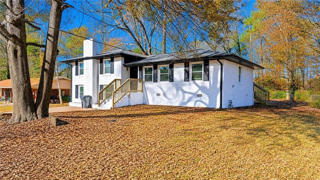 4 bedroom, 2 bathroom, 1,350 sq ft single family residence for sale at 4675 Lincoln Way, Lilburn, GA 30047 — photo 5
