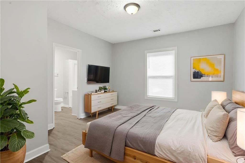 3 bedroom, 1 bathroom, 1,225 sq ft single family residence for sale at 1337 SW Mcclelland Avenue, Atlanta, GA 30344 — photo 6