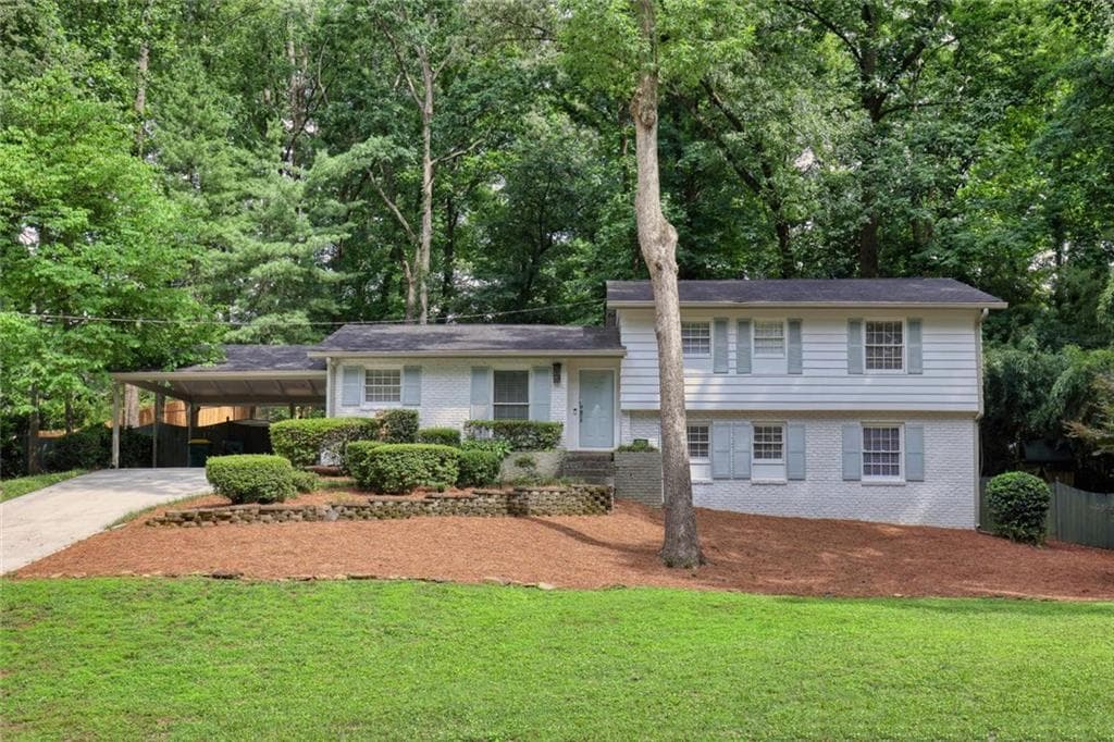 90 Bonnie Lane