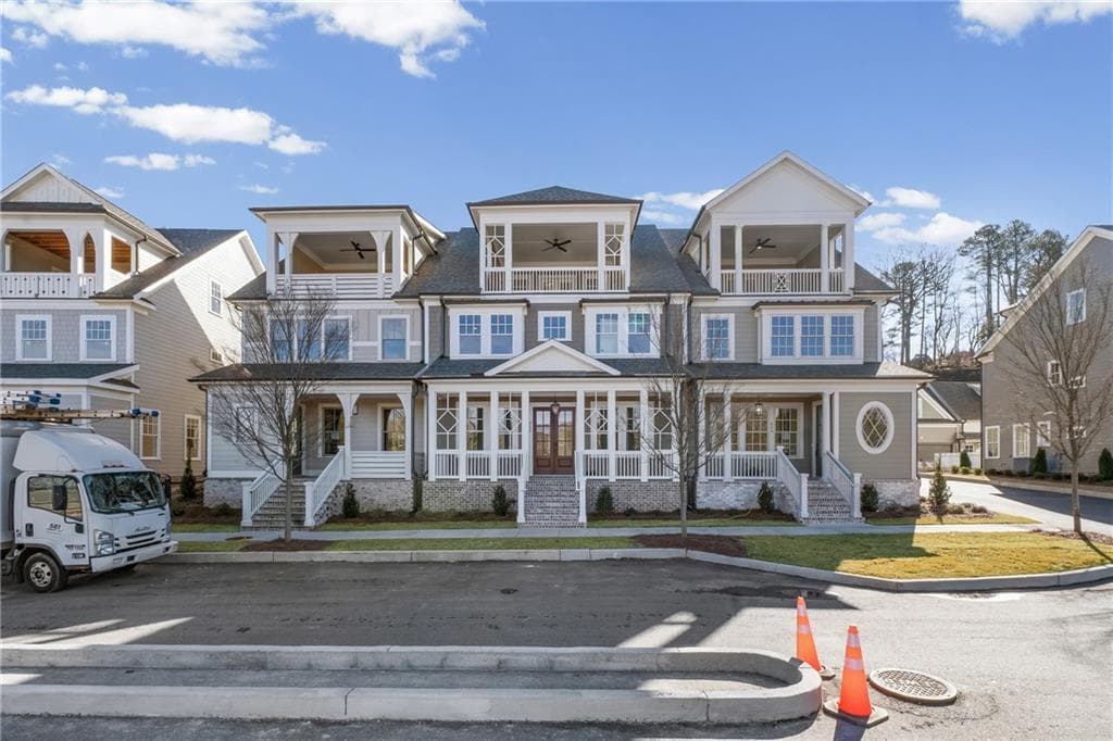 4 bedroom, 5 bathroom, 3,712 sq ft townhouse under contract at 525 Groover Street, Ball Ground, GA 30107 — photo 3