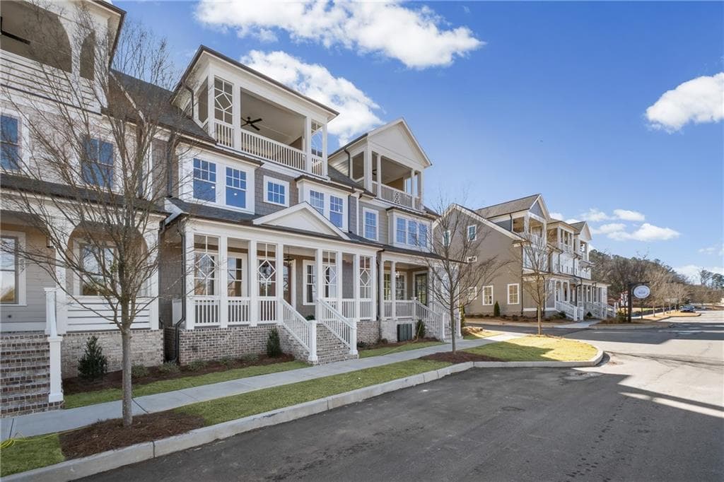 4 bedroom, 5 bathroom, 3,712 sq ft townhouse under contract at 525 Groover Street, Ball Ground, GA 30107 — photo 4