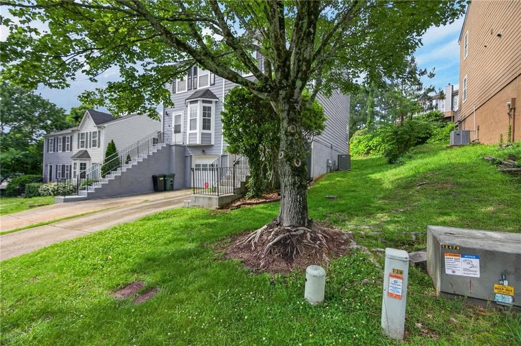 2 bedroom, 3 bathroom, 1,198 sq ft townhouse for sale at 136 Bridge View Drive, Marietta, GA 30066 — photo 3