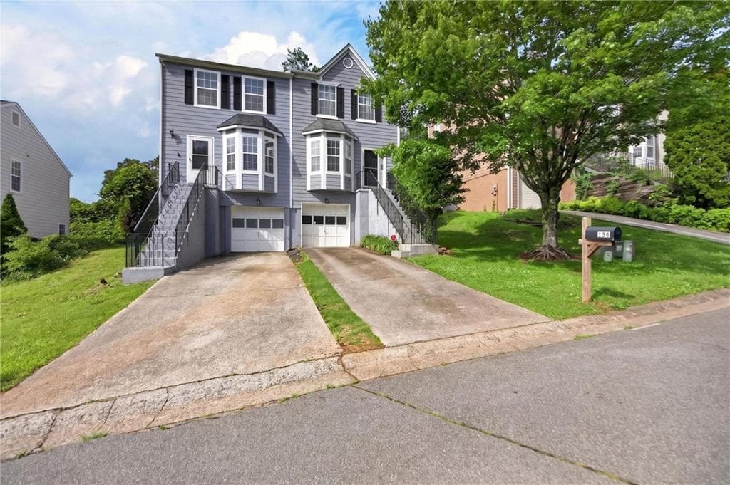 2 bedroom, 3 bathroom, 1,198 sq ft townhouse for sale at 136 Bridge View Drive, Marietta, GA 30066 — photo 8