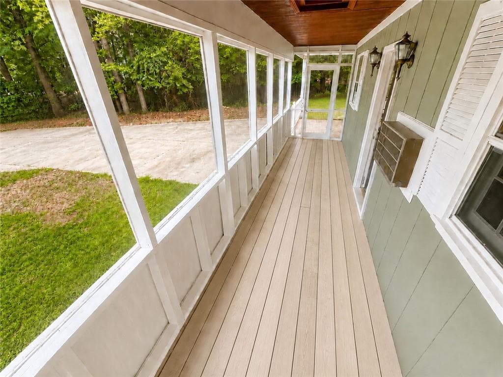 2 bedroom, 1 bathroom, 850 sq ft single family residence for sale at 116 Shadow Lake Drive, Buckhead, GA 30625 — photo 8