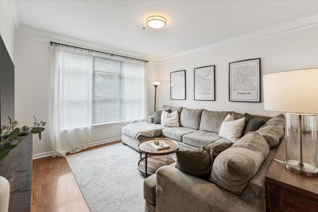 1 bedroom, 1 bathroom, 715 sq ft condominium for sale at 955 Juniper Street 3226, Atlanta, GA 30309 — photo 3