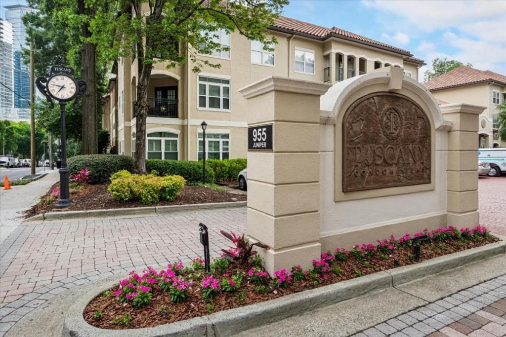 1 bedroom, 1 bathroom, 715 sq ft condominium for sale at 955 Juniper Street 3226, Atlanta, GA 30309 — photo 5