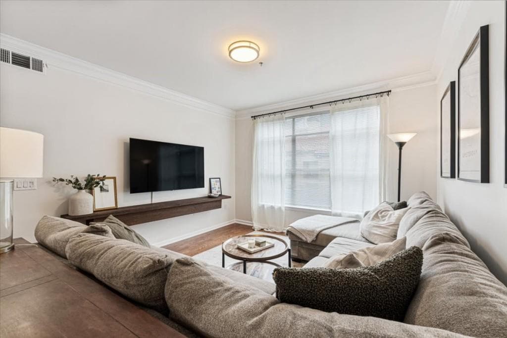 1 bedroom, 1 bathroom, 715 sq ft condominium for sale at 955 Juniper Street 3226, Atlanta, GA 30309 — photo 10