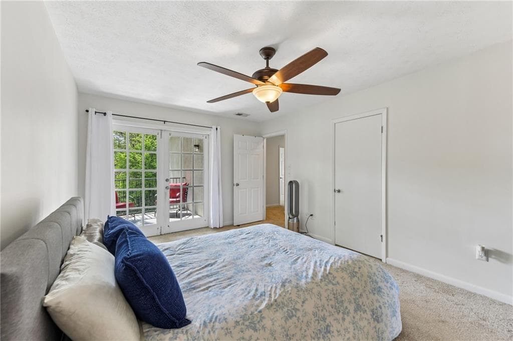 2 bedroom, 2 bathroom, 1,060 sq ft condominium under contract at 1150 Collier Road 15J, Atlanta, GA 30318 — photo 9