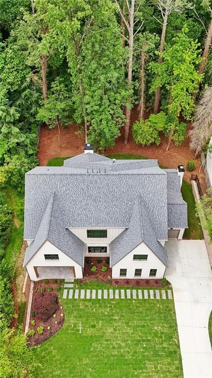 5 bedroom, 6 bathroom, 5,005 sq ft single family residence under contract at 680 Edgewater Trail, Atlanta, GA 30328 — photo 3