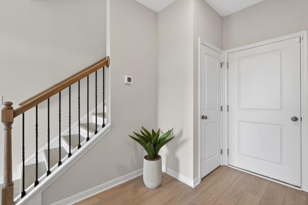 4 bedroom, 4 bathroom, 2,359 sq ft townhouse for sale at 747 Meadow Ridge Lane, Cumming, GA 30040 — photo 7
