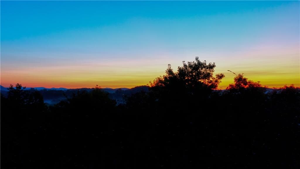 single family residence under contract at 6.7 Grateful View Drive, Dahlonega, GA 30533 — photo 9