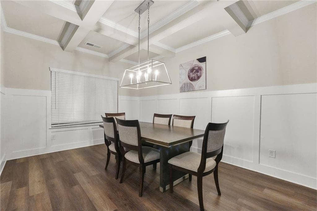 5 bedroom, 3 bathroom, 3,426 sq ft single family residence for sale at 689 S Jeff Davis Drive, Fayetteville, GA 30215 — photo 7