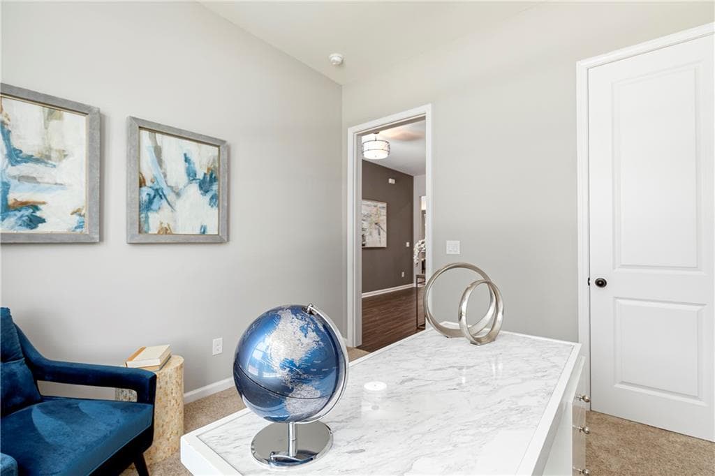 5 bedroom, 3 bathroom, 2,729 sq ft single family residence under contract at 305 Brighton Bend Lane, Acworth, GA 30102 — photo 6