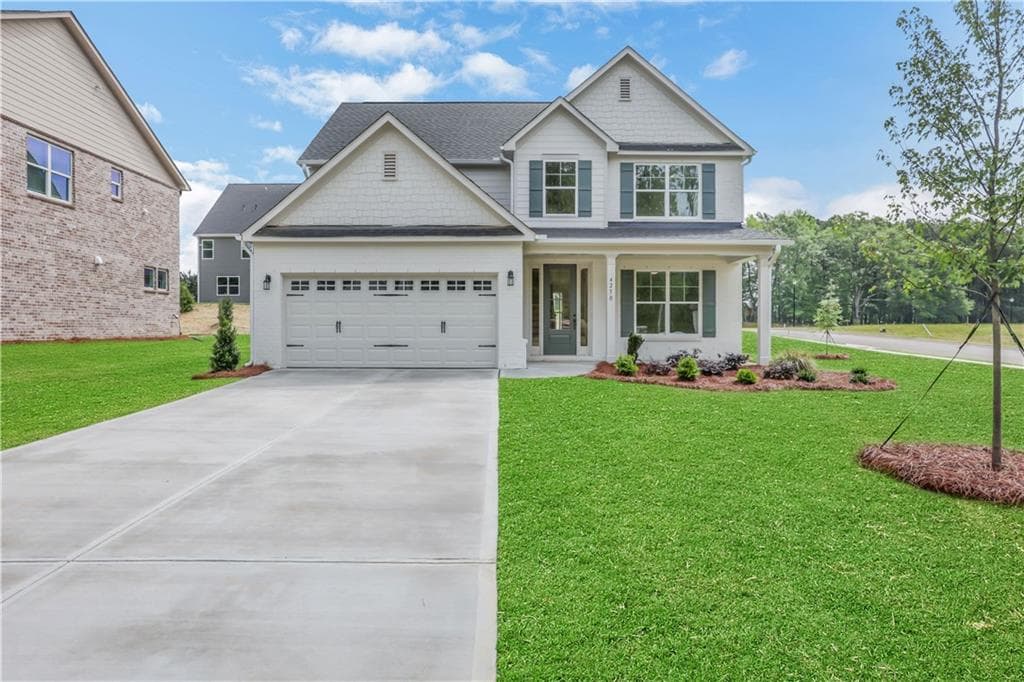 4 bedroom, 3 bathroom, 2,456 sq ft single family residence for sale at 4250 Mary Ruth Way, Loganville, GA 30052 — photo 3