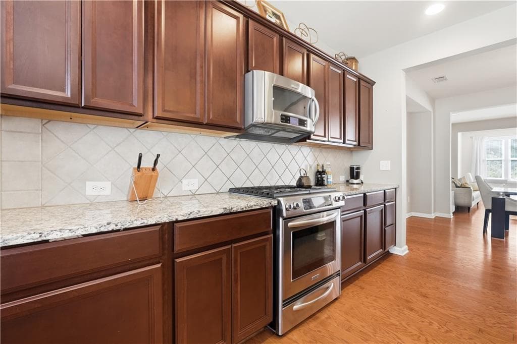 4 bedroom, 4 bathroom, 2,300 sq ft townhouse for sale at 4293 Laurel Creek Court 10, Smyrna, GA 30080 — photo 6