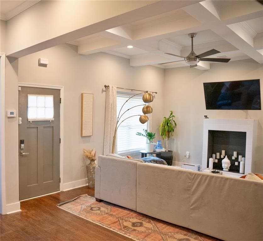 4 bedroom, 3 bathroom single family residence for rent at 1005 Birch Street, Atlanta, GA 30310 for $3,000 a month — photo 3