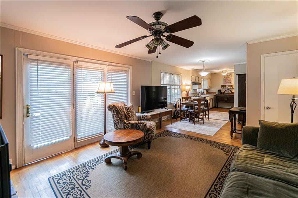 3 bedroom, 3 bathroom, 1,903 sq ft single family residence for sale at 1263 Blueberry Trail, Decatur, GA 30033 — photo 10