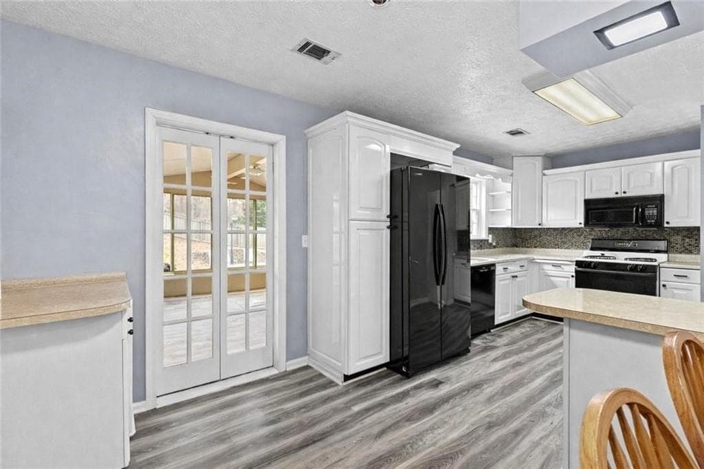 4 bedroom, 3 bathroom, 1,928 sq ft single family residence for sale at 3720 Quail Hollow Trail, Snellville, GA 30039 — photo 8