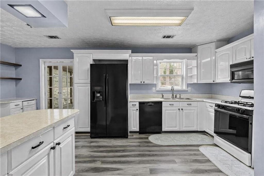 4 bedroom, 3 bathroom, 1,928 sq ft single family residence for sale at 3720 Quail Hollow Trail, Snellville, GA 30039 — photo 9