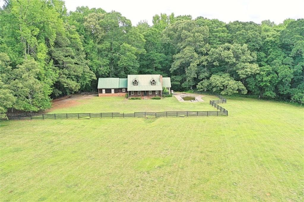 3 bedroom, 3 bathroom, 2,096 sq ft single family residence for sale at 1140 Kinnett Road, Covington, GA 30016 — photo 4