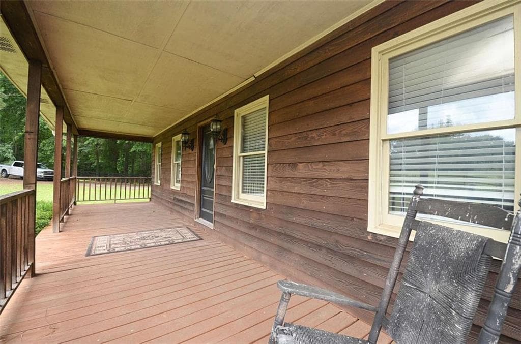 3 bedroom, 3 bathroom, 2,096 sq ft single family residence for sale at 1140 Kinnett Road, Covington, GA 30016 — photo 8