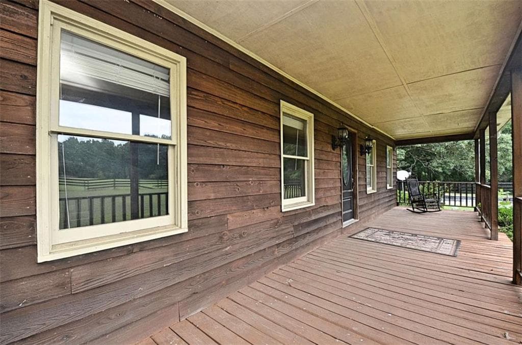 3 bedroom, 3 bathroom, 2,096 sq ft single family residence for sale at 1140 Kinnett Road, Covington, GA 30016 — photo 9
