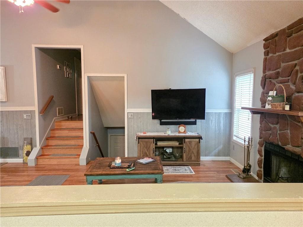 3 bedroom, 2 bathroom, 2,130 sq ft single family residence for sale at 142 Cowan Drive, Cartersville, GA 30120 — photo 7