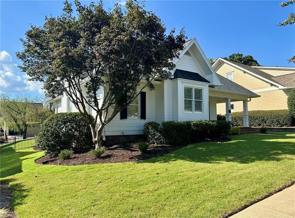 3 bedroom, 2 bathroom, 2,053 sq ft single family residence for rent at 2635 Muskogee Lane, Braselton, GA 30517 for $3,600 a month — photo 6