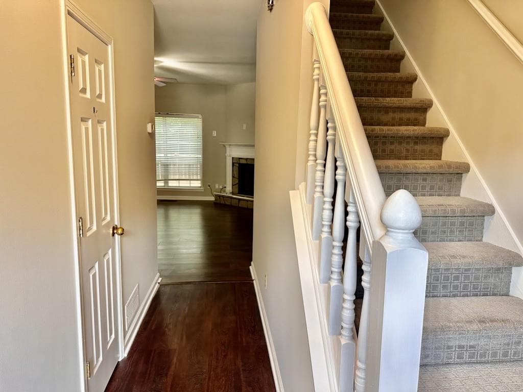 2 bedroom, 3 bathroom, 1,332 sq ft townhouse for rent at 2290 Fairways Court, Kennesaw, GA 30144 for $1,900 a month — photo 4