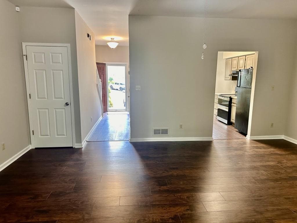 2 bedroom, 3 bathroom, 1,332 sq ft townhouse for rent at 2290 Fairways Court, Kennesaw, GA 30144 for $1,900 a month — photo 9
