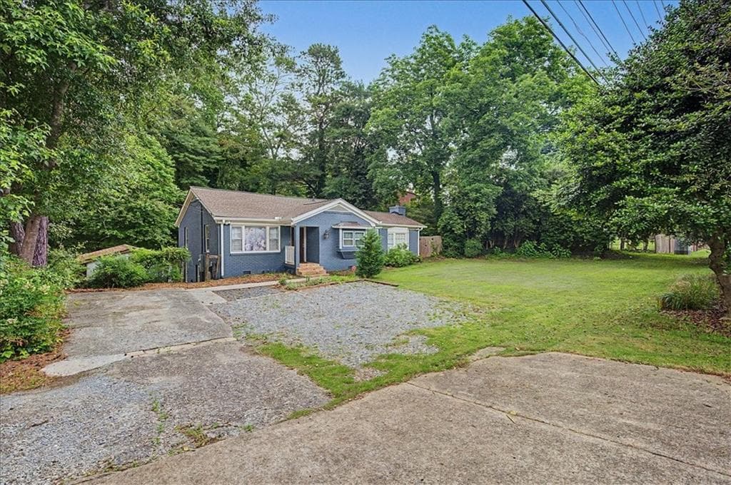 3 bedroom, 2 bathroom, 1,266 sq ft single family residence for sale at 3711 Shallowford Road, Marietta, GA 30062 — photo 3