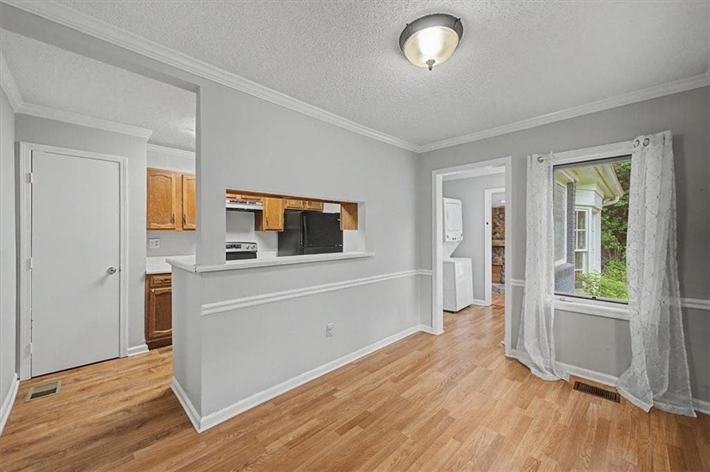 3 bedroom, 2 bathroom, 1,266 sq ft single family residence for sale at 3711 Shallowford Road, Marietta, GA 30062 — photo 8