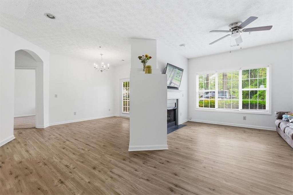 2 bedroom, 2 bathroom, 1,172 sq ft condominium for sale at 4379 Orchard Park Court, Stone Mountain, GA 30083 — photo 3