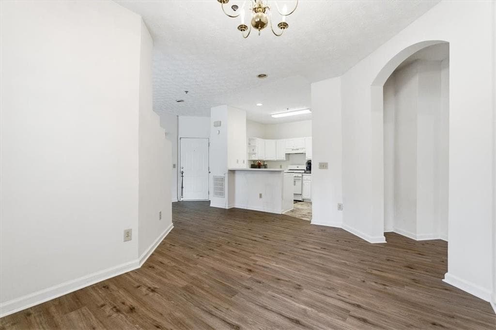 2 bedroom, 2 bathroom, 1,172 sq ft condominium for sale at 4379 Orchard Park Court, Stone Mountain, GA 30083 — photo 10