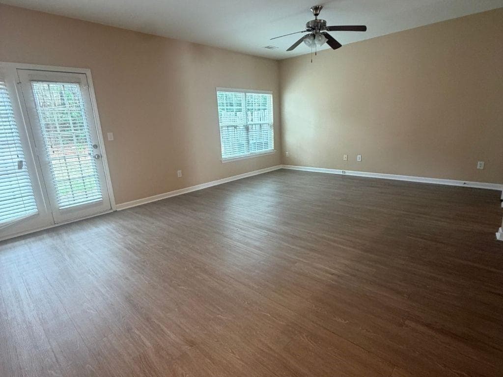 3 bedroom, 3 bathroom, 1,816 sq ft townhouse for rent at 6959 Rogers Point, Lithonia, GA 30058 for $1,895 a month — photo 3