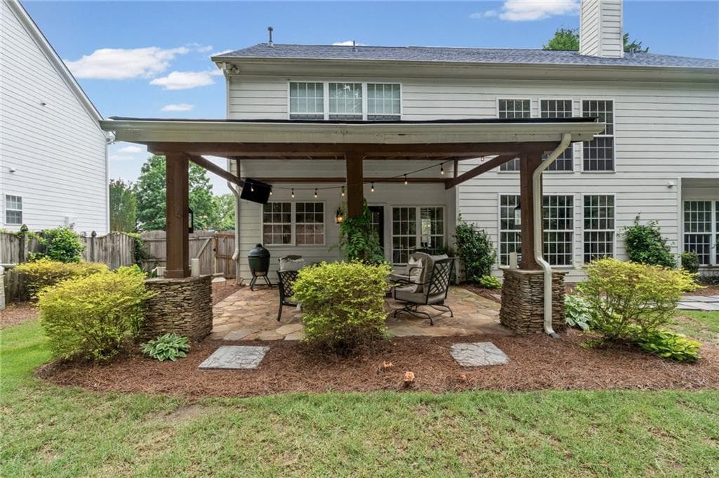 4 bedroom, 3 bathroom, 2,444 sq ft single family residence for sale at 735 Mountclaire Drive, Cumming, GA 30041 — photo 4
