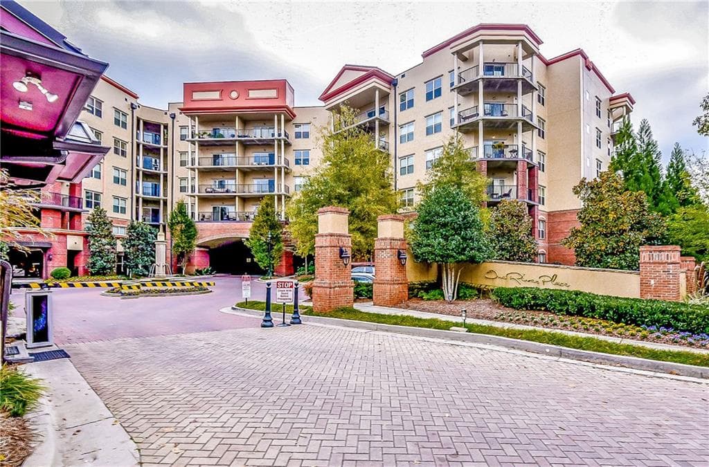 2 bedroom, 3 bathroom, 1,530 sq ft condominium for sale at 200 River Vista Drive 120, Atlanta, GA 30339
