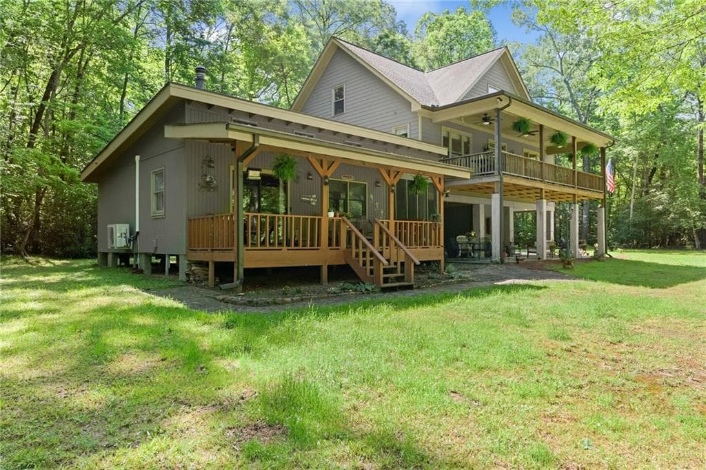 4 bedroom, 4 bathroom, 3,161 sq ft single family residence under contract at 1088 Little Hawk Road, Sautee Nacoochee, GA 30571 — photo 3