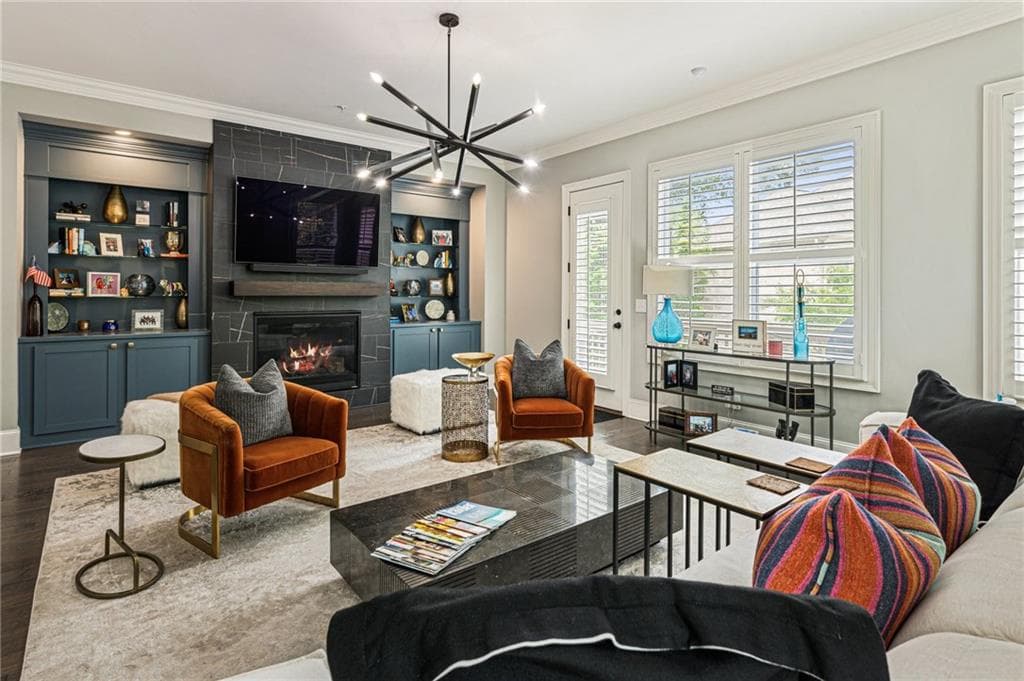 3 bedroom, 4 bathroom, 3,148 sq ft townhouse for sale at 148 Canton Street, Alpharetta, GA 30009 — photo 3