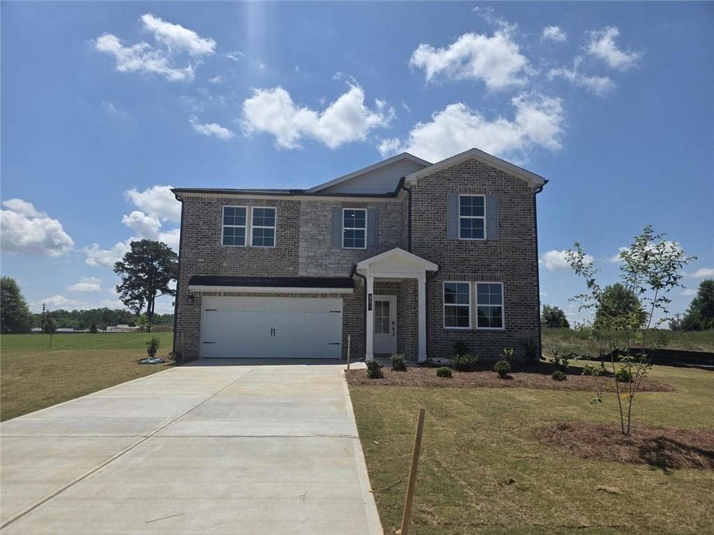 5 bedroom, 3 bathroom, 2,774 sq ft single family residence sold at 312 EARNSHAW Avenue, Mcdonough, GA 30253