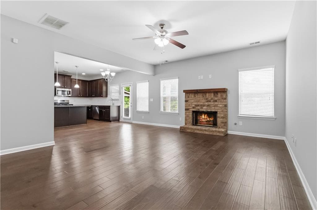 5 bedroom, 3 bathroom, 3,380 sq ft single family residence for sale at 6236 Old Kingston Drive, Atlanta, GA 30331 — photo 5
