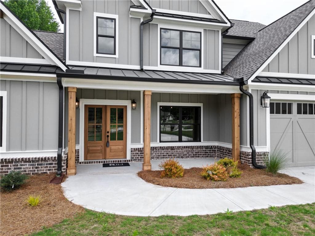 4 bedroom, 3 bathroom, 2,842 sq ft single family residence under contract at 461 Spring Creek Drive, Monroe, GA 30655 — photo 3