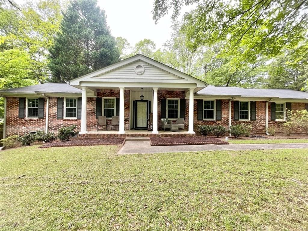 3 bedroom, 2 bathroom, 1,534 sq ft single family residence for rent at 3154 Barkside Court, Atlanta, GA 30341 for $2,550 a month — photo 1 of 33