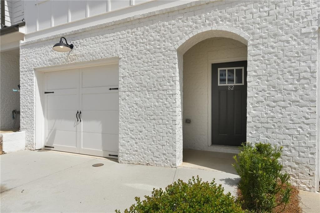 3 bedroom, 3 bathroom, 1,598 sq ft townhouse for sale at 82 Auburn Run Lane, Auburn, GA 30011 — photo 3