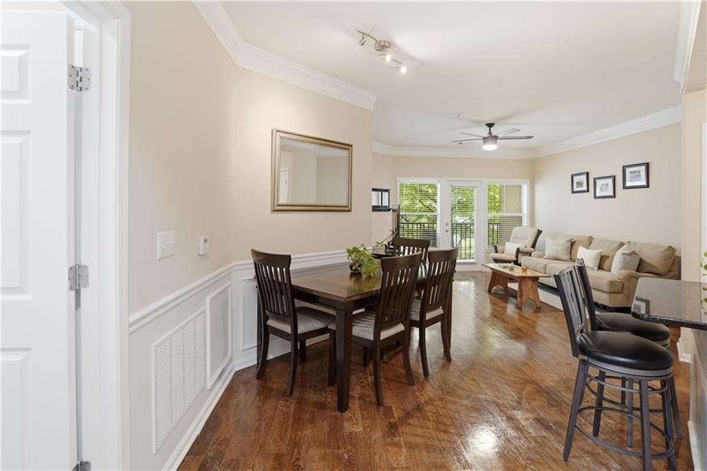 1 bedroom, 1 bathroom, 815 sq ft condominium for sale at 1850 Cotillion Drive 3222, Atlanta, GA 30338 — photo 2