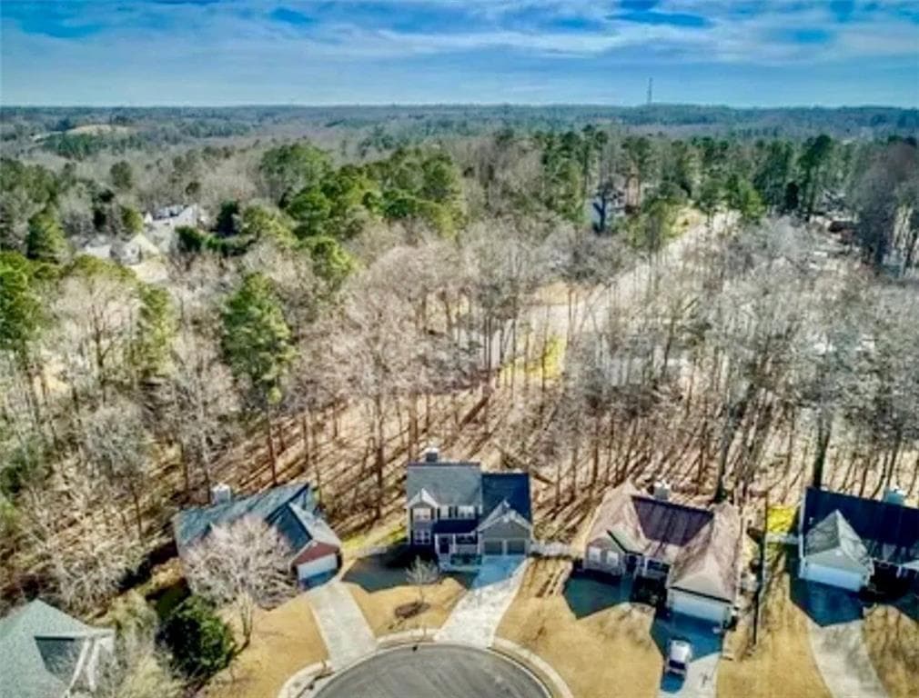 5 bedroom, 3 bathroom, 2,885 sq ft single family residence for rent at 5706 Amberside Lane, Sugar Hill, GA 30518 for $2,850 a month — photo 4