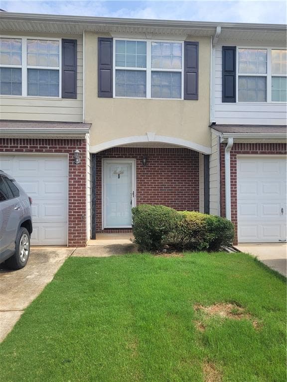 3 bedroom, 3 bathroom, 1,568 sq ft townhouse for rent at 748 Georgetown Court, Jonesboro, GA 30236 for $1,700 a month — photo 1 of 14